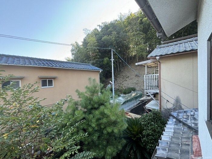 物件内観写真15　(室内からの展望)