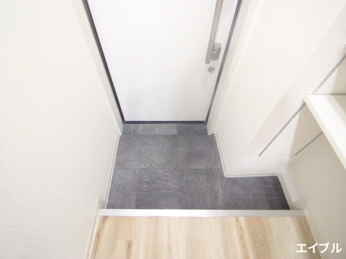 物件内観写真22　(玄関)