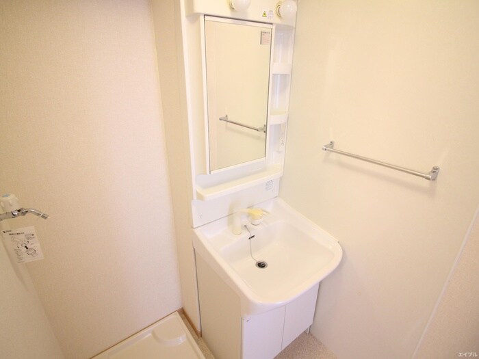 物件内観写真11　(洗面)