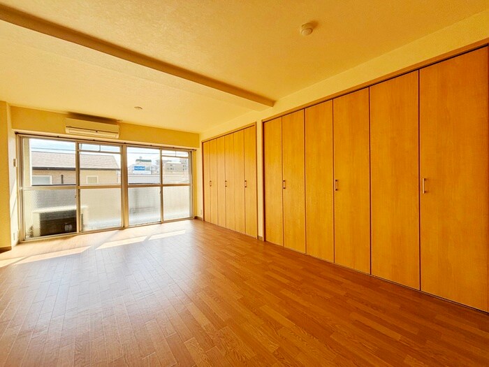 物件内観写真7　(居室)