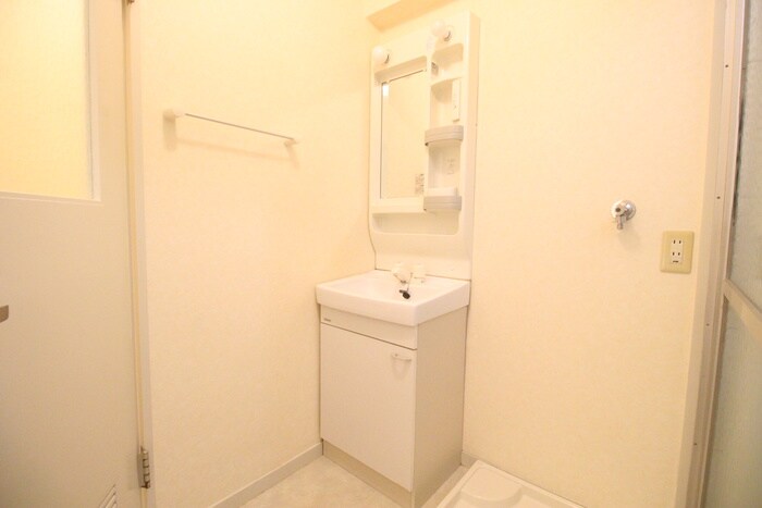 物件内観写真11　(洗面)