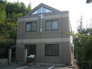 クレストール外観写真