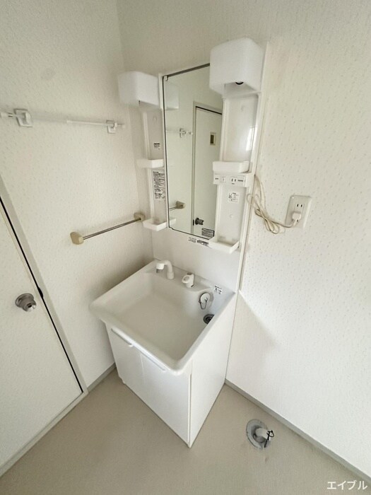 物件内観写真11　(洗面)