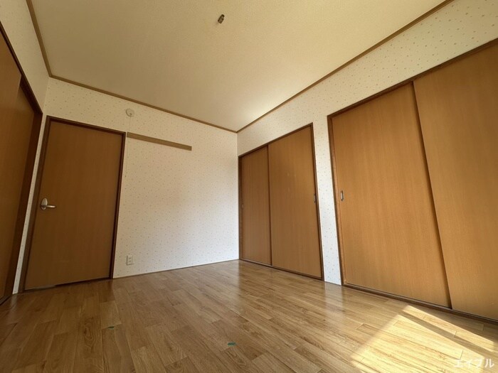 物件内観写真18　(居室)