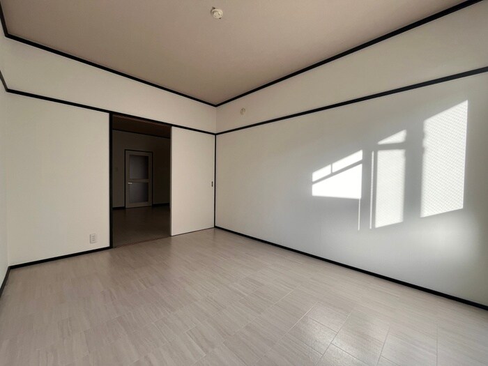 物件内観写真16　(居室)