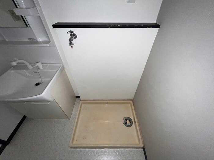 物件内観写真19　(洗濯機置場)