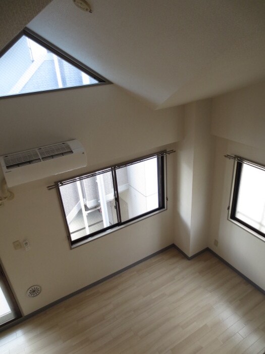 物件内観写真14　(ロフト)