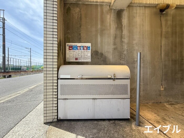 物件外観写真6　(建物設備)