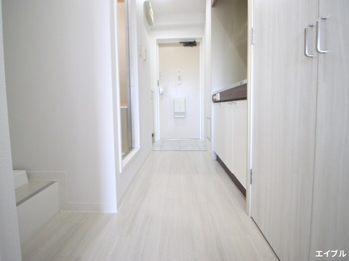 物件内観写真18　(廊下)