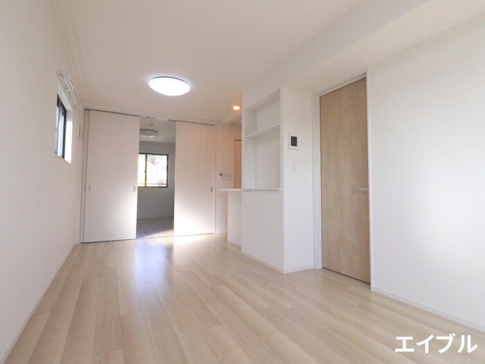 物件内観写真3　(居室)