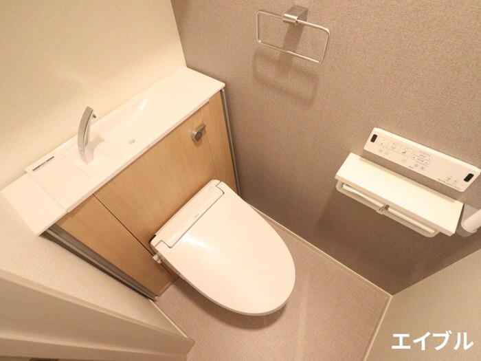 物件内観写真6　(トイレ)