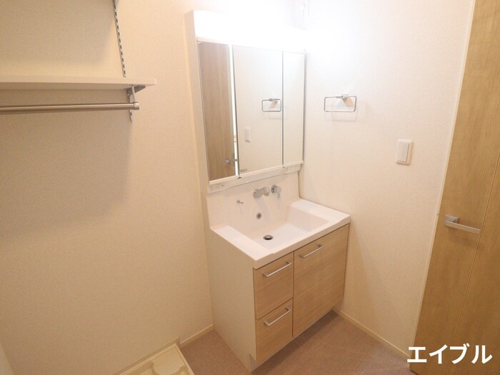 物件内観写真7　(洗面)