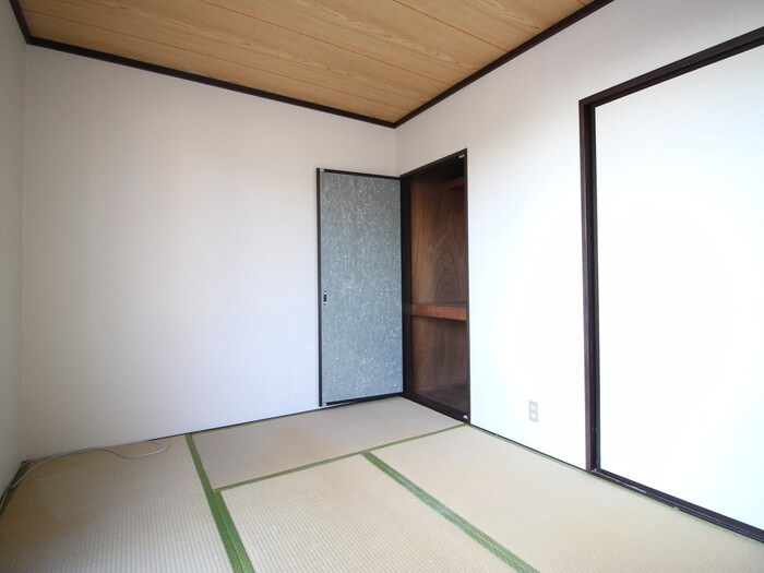 物件内観写真9　(居室)