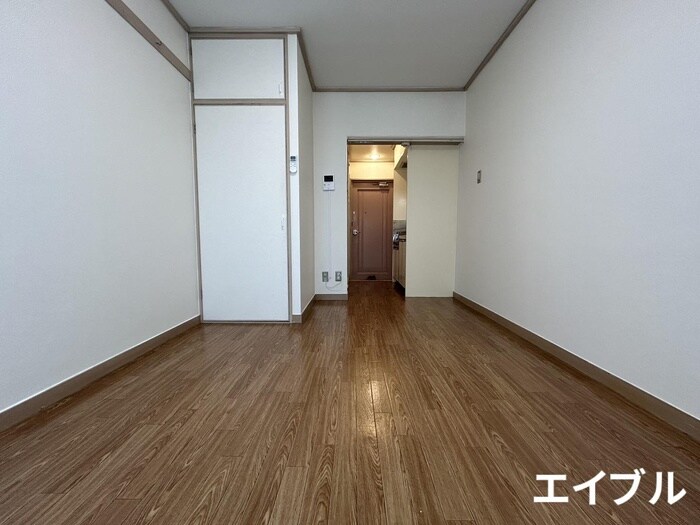 物件内観写真9　(居室)