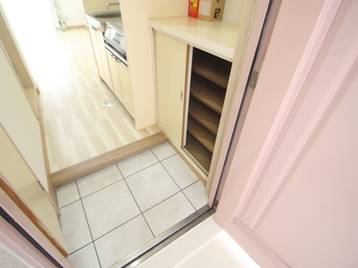 物件内観写真14　(靴箱)