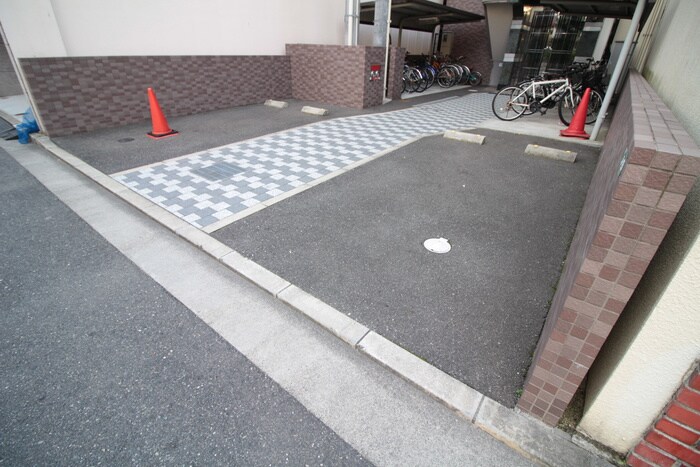 グラシア幟町の駐車場