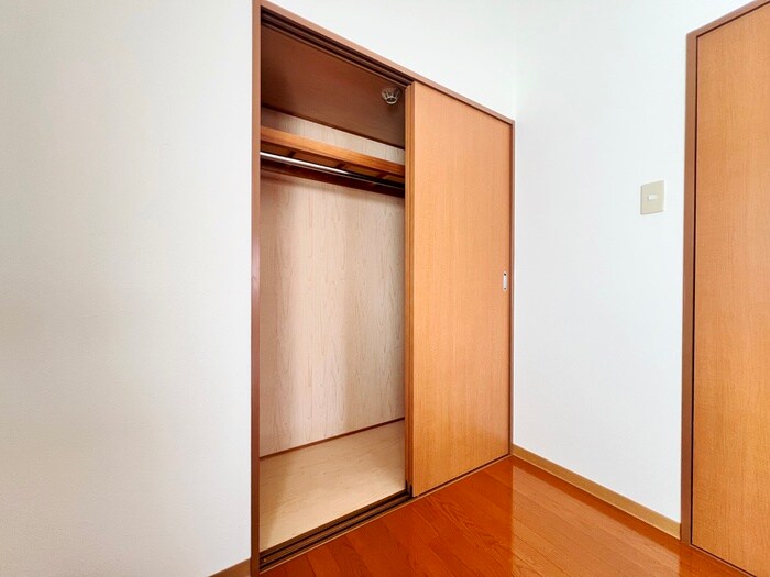 物件内観写真12　(収納)