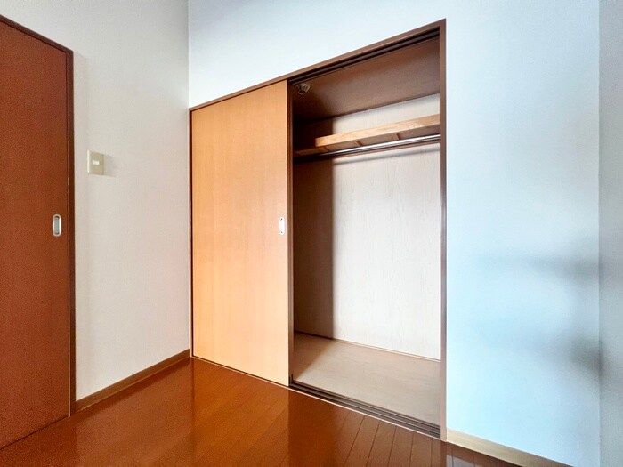 物件内観写真12　(収納)