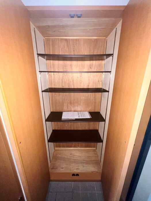 物件内観写真13　(靴箱)