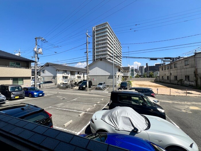 物件内観写真16　(室内からの展望)