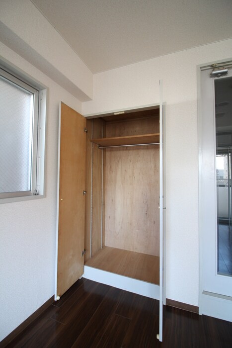 物件内観写真8　(収納)