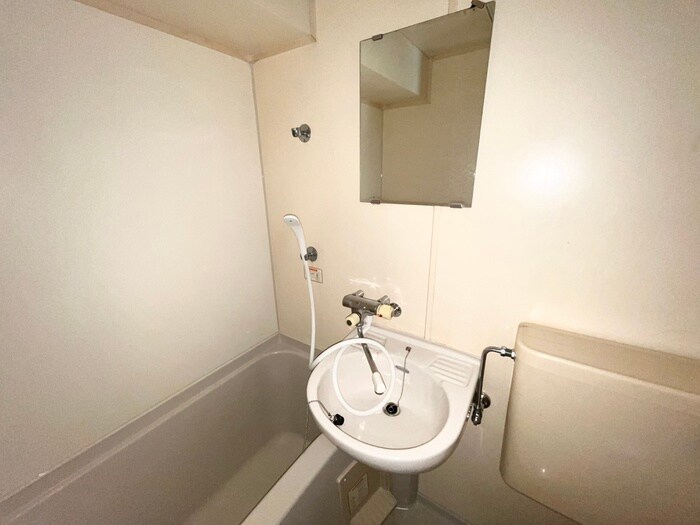 物件内観写真11　(洗面)