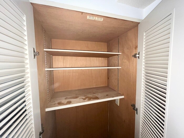 物件内観写真14　(靴箱)