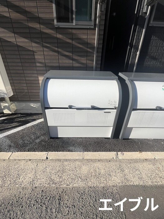 物件外観写真4　(建物設備)