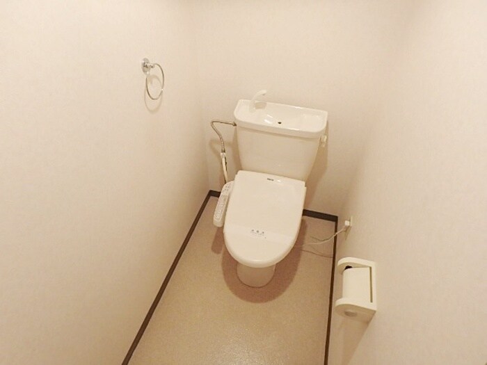 物件内観写真12　(トイレ)