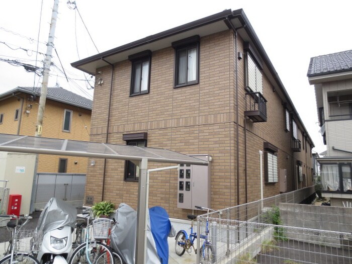 物件外観写真2　(駐輪場)