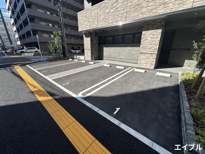 物件外観写真5　(駐車場)