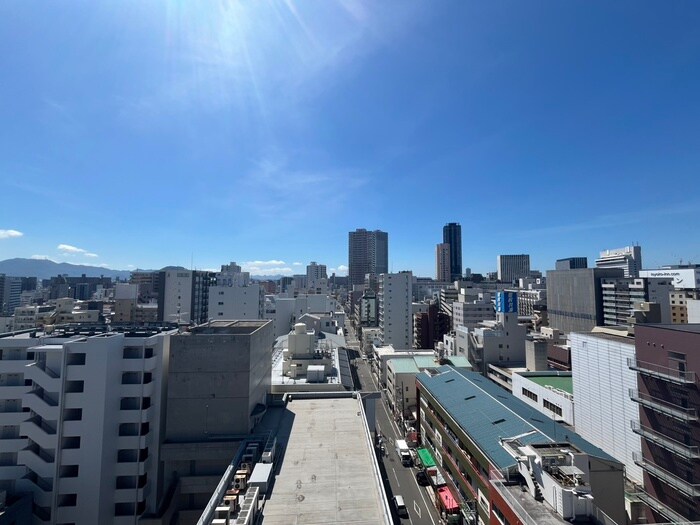 物件内観写真16　(室内からの展望)