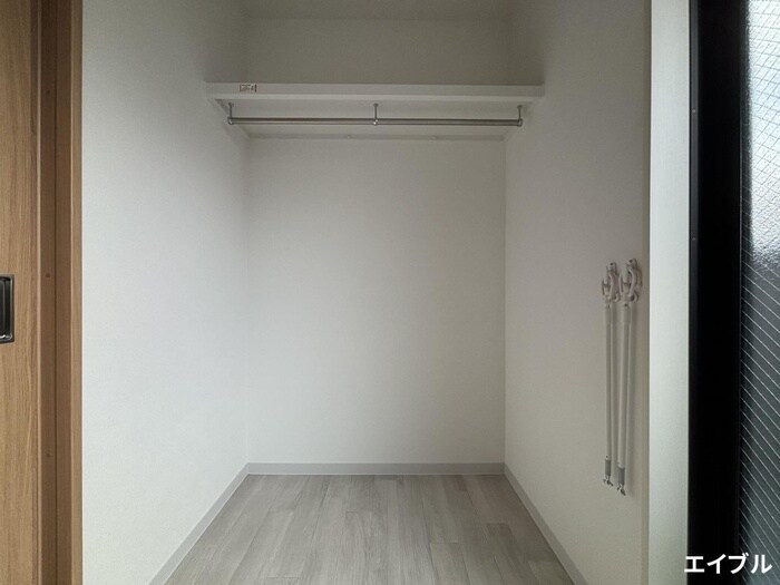 物件内観写真10　(収納)