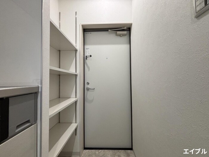 物件内観写真15　(玄関)