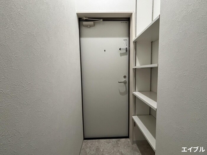 物件内観写真15　(玄関)