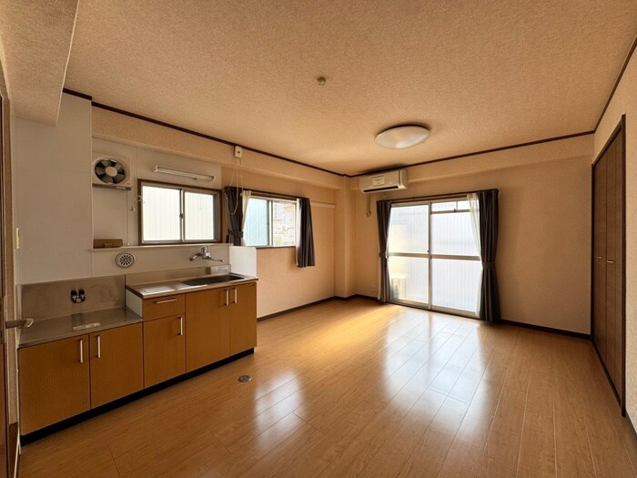 物件内観写真19　(居室)