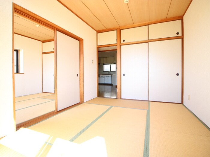 物件内観写真8　(居室)