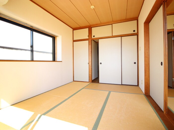 物件内観写真9　(居室)