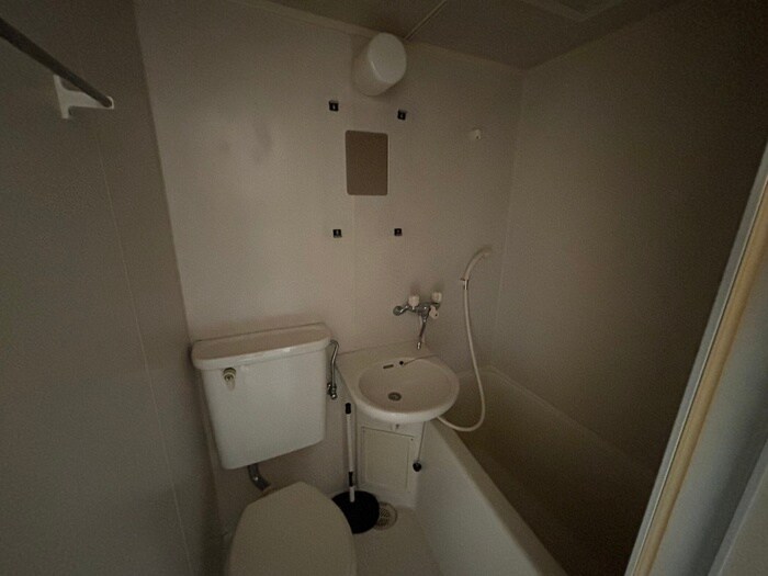 物件内観写真11　(洗面)