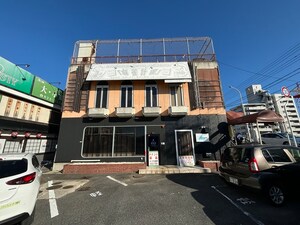 R３号館外観写真