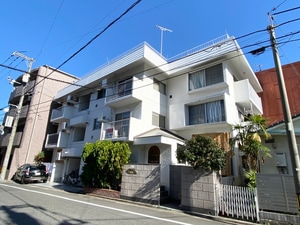 山根ビル外観写真