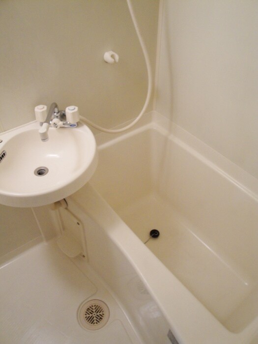 物件内観写真10　(バス／シャワールーム等)
