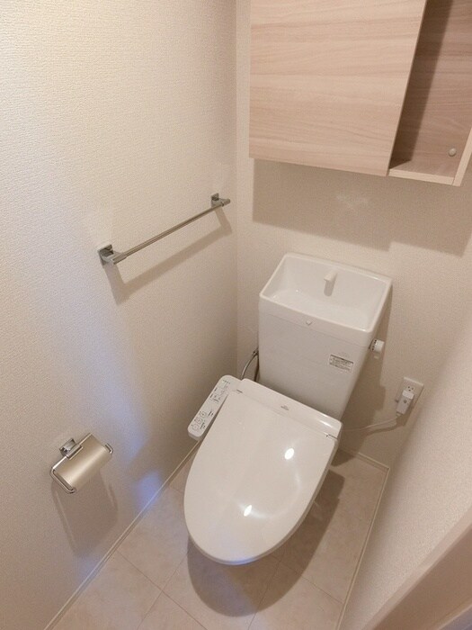 物件内観写真9　(トイレ)