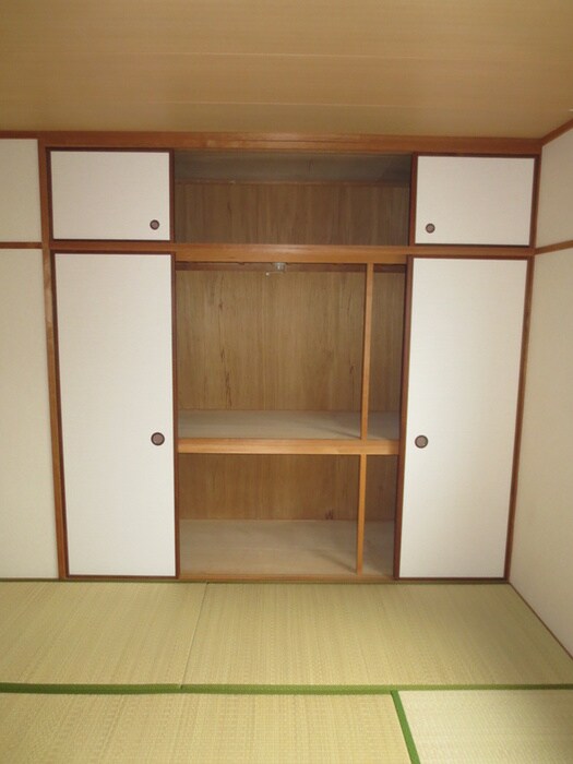 物件内観写真10　(収納)