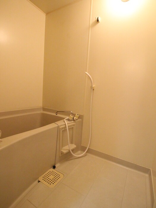 物件内観写真10　(バス／シャワールーム等)