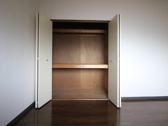 物件内観写真15　(収納)