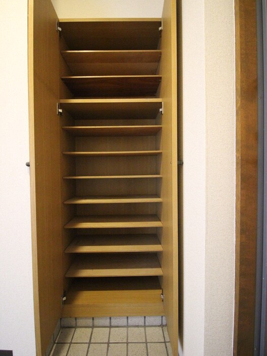 物件内観写真19　(靴箱)