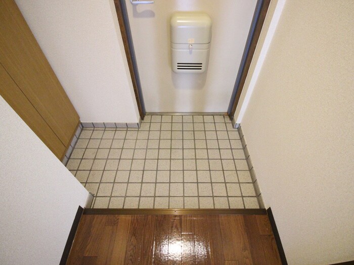 物件内観写真20　(玄関)