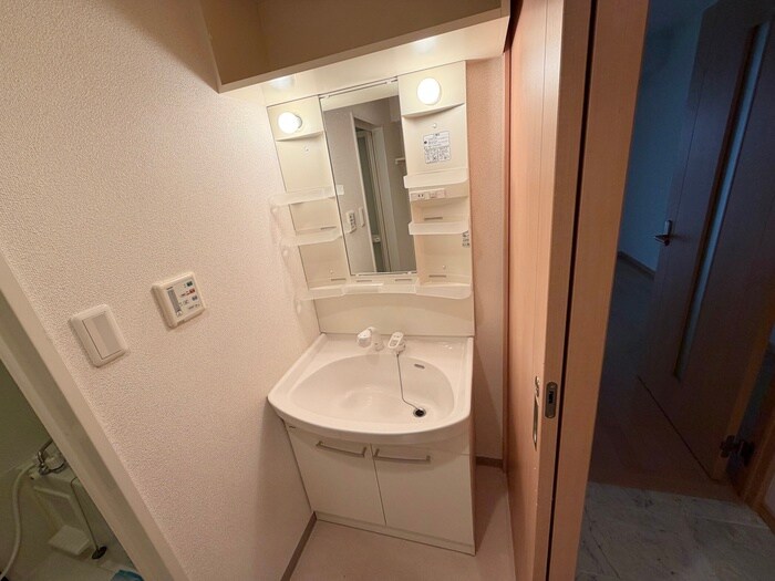 物件内観写真14　(洗面)