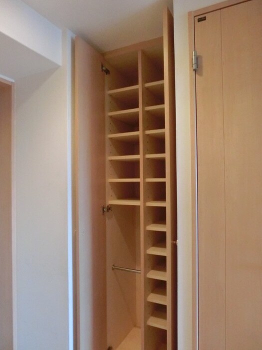 物件内観写真14　(靴箱)